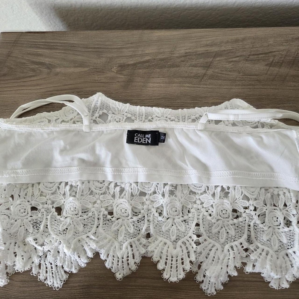 Calle Me Eden white lace crop top with adjustable straps boho festival size M - Picture 6 of 7